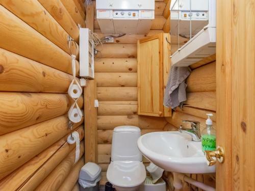 Holiday Home Kastepisara