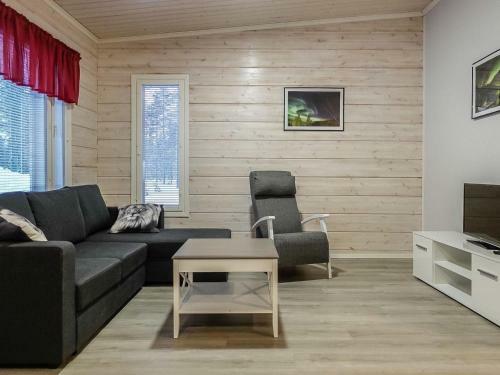 Holiday Home Levin Revontulitaivas E