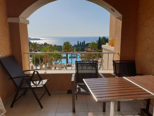 Apartamento 2m E1 213 - 354la