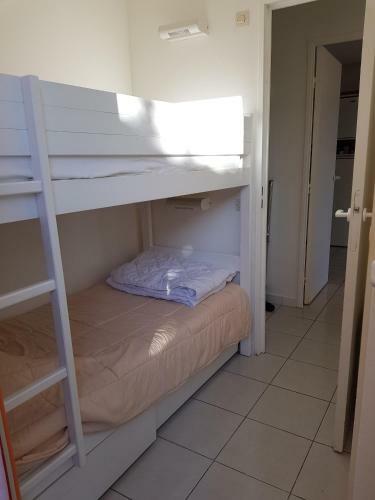 Apartamento 3m F2 005 - 360la