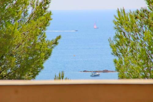 Apartamento 1m C8 250 - 391la
