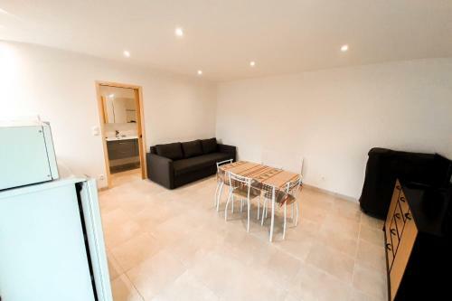 Apartamento Studio Renovated Bright And Quiet