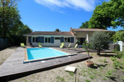 Maison 4 Chambres Avec Piscine