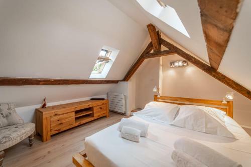 Le Passage Du Ch�teau Private Apartment