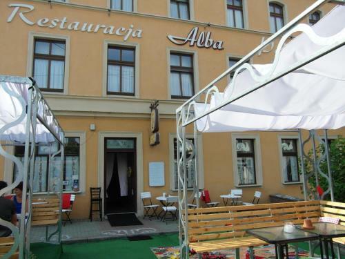 Hostal Restauracja I Pokoje Alba