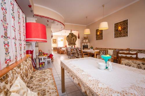 Hostal Restauracja I Pokoje Alba