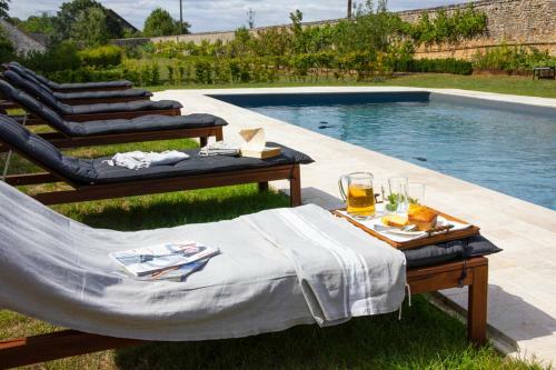 Avoise Chateau Sleeps 14 Pool Wifi