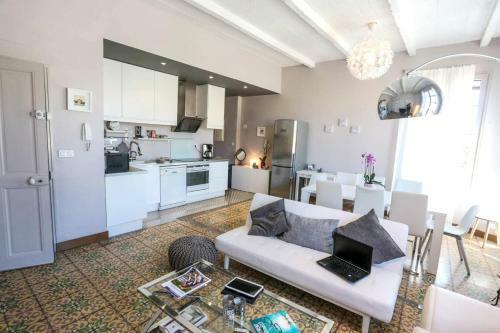 House With 6 Bedrooms In Avignon