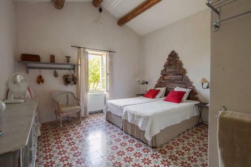 Villa Les Beaumettes Not Far From Gordes