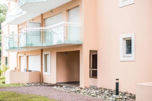 Guestready - Spacious Apartment With Terrace Pools