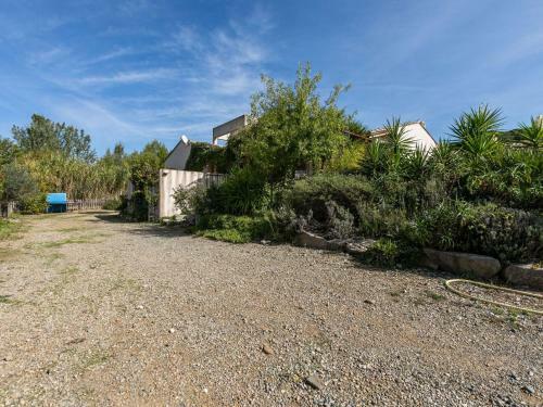 Holiday Home Offeing Greenery And Private Pool