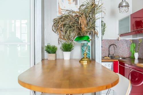Guestready - Charming Apartment Place Du Parlement - Saint Pierre