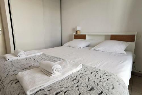 Nice Apartment With Parking Bordeaux