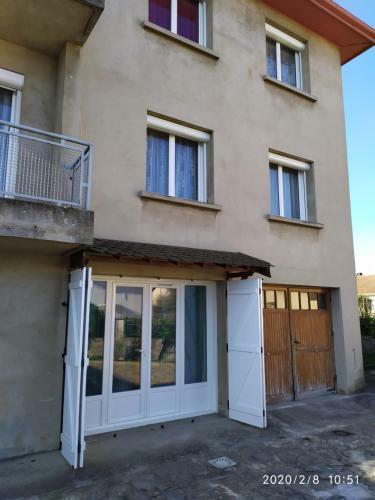 Apartamento Brou-seillon : Entre Histoire Et Nature