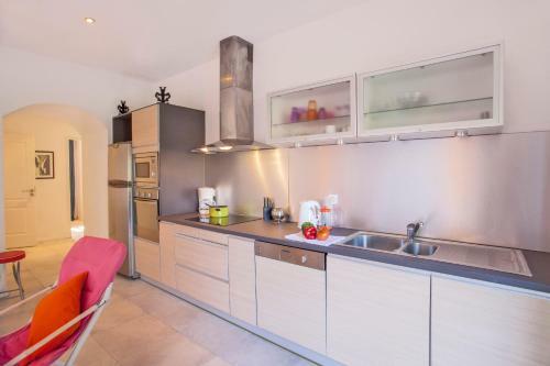 Casa Estel - Blue Apartment In Downtown Of Erbalunga