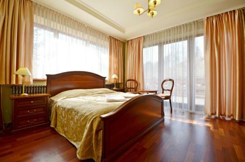 Hostal Poduszka Pensjonat Nad Rzek?