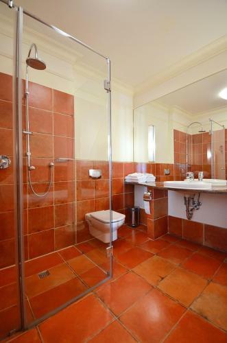 Hostal Poduszka Pensjonat Nad Rzek?