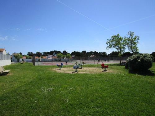 Une Agr�able Maison Pr�s de La Mer, Avec Piscine