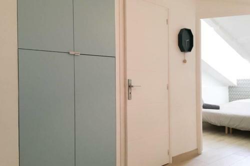 Charming 1 Bedroom Apartment Center