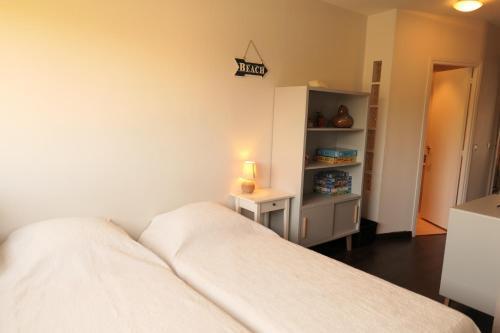 Cannes Apartment Sleeps 6 Pool Air Con Wifi