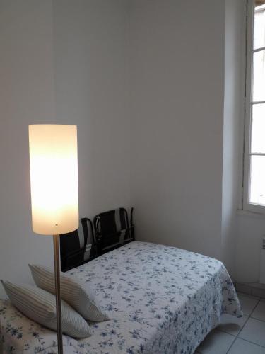 Cannes Apartment Sleeps 5 Air Con Wifi
