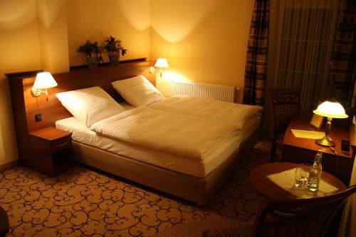Hostal Dworek Nad Stawem