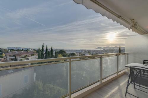 Apartamento Sea View Flat - Pool, Terrace, Parking By Guestready