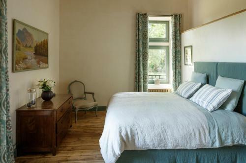 Castelnau-de-guers Villa Sleeps 10