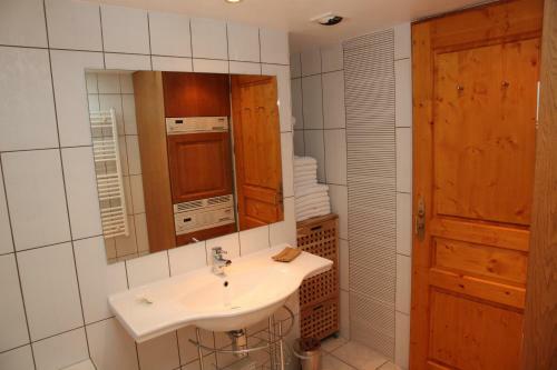 Beautiful Spacious Apartment Loir Close To Commodities