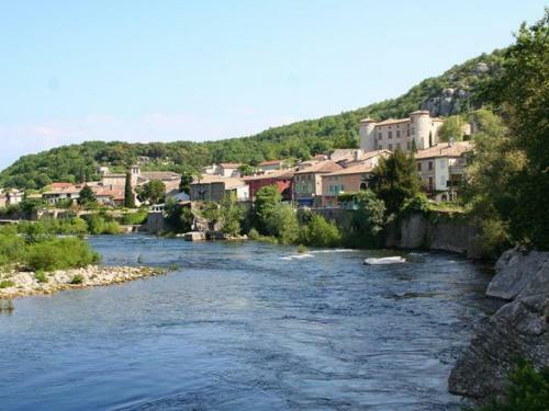 Stunning Holiday Home In Chassiers With Swimming Pool