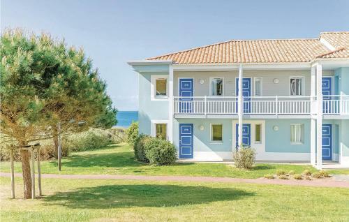 Apartamentos Nice Home In Ch�teau-d'olonne W/ 2 Bedrooms