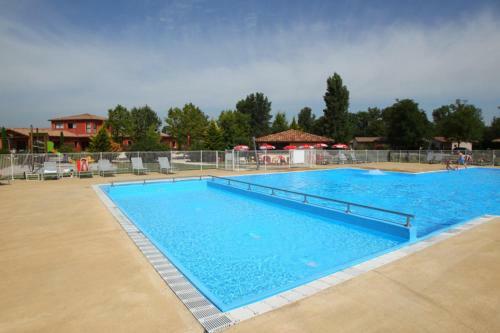 Ch�teauneuf Is�re Domaine Du Lac M3p6