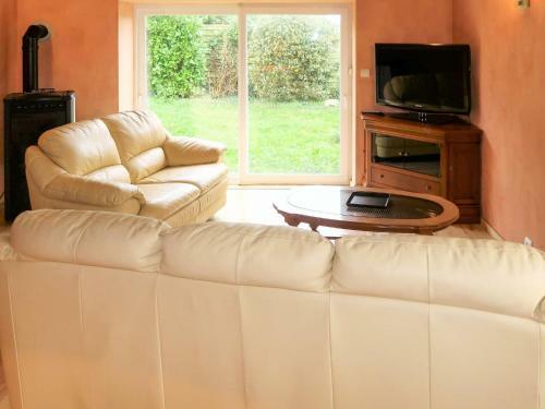 Holiday Home Ty Ewenn - Ced246