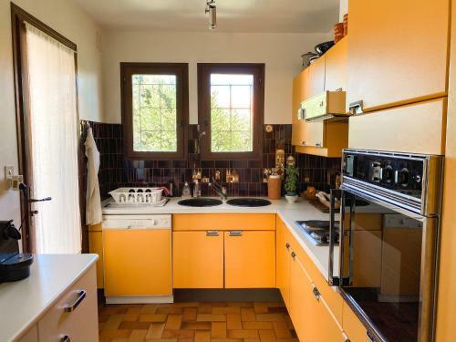 4amb2 - Villa - R�sidence D'ambeille Avec Piscine
