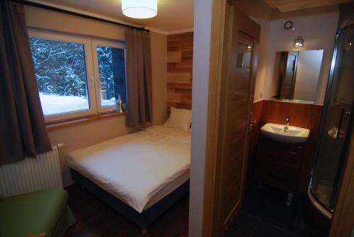 Hostal Karolinka Guest House