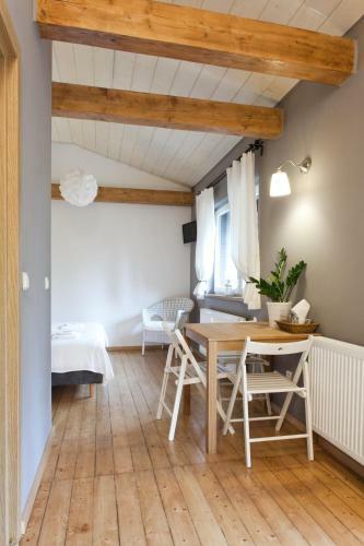 Hostal Karolinka Guest House