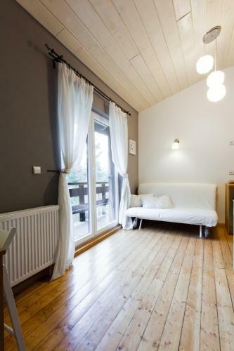 Hostal Karolinka Guest House