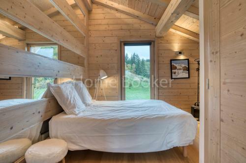 Chalet Wolf