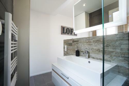 Beautiful Apartment In La D�fense