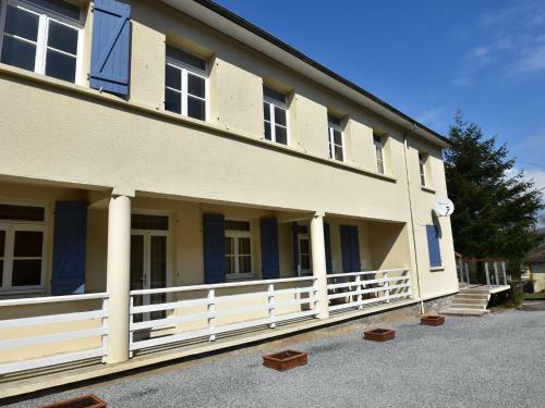 Splendid Mansion In Cuzy With Swimming Pool