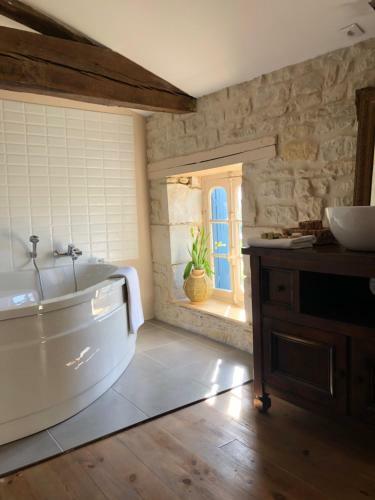 Hostal La Belle Epoque - Chambres D'h�tes & Spa