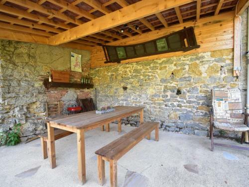 Countryside Holiday Home In Decize Near Town Centre