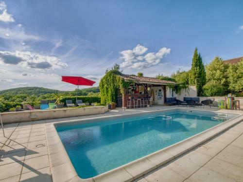 Alluring Holiday Home In D�gagnac With Jacuzzi