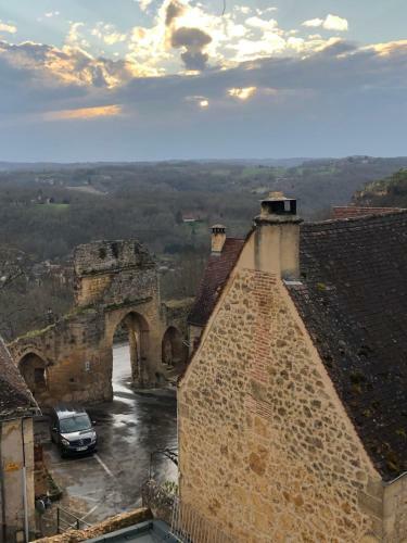 Apartamento Domme Historic Stone House