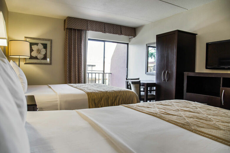 Hotel Midpointe At International Drive