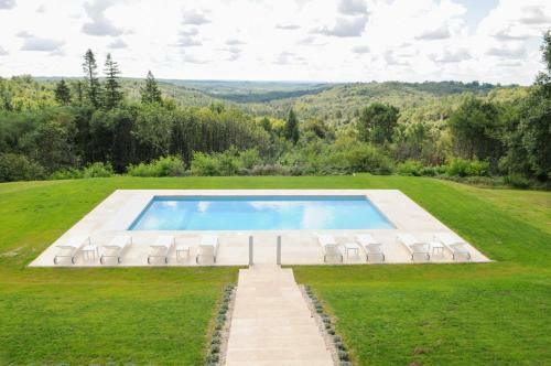 Filouane Chateau Sleeps 16 Pool Wifi