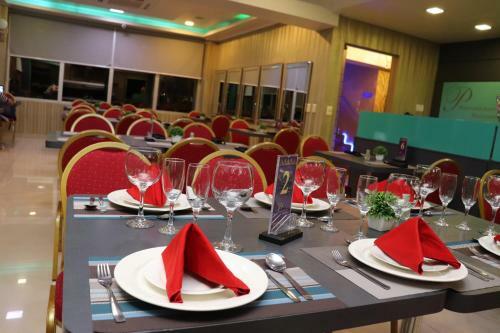 Hotel Luxsur