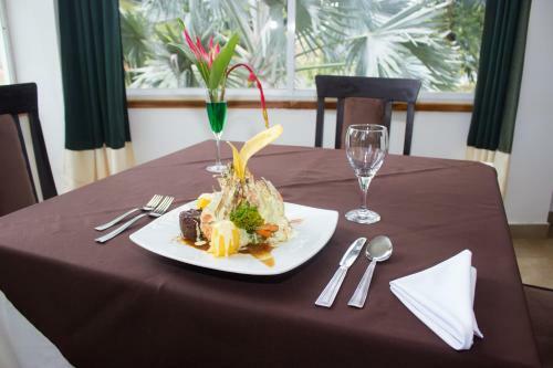 Hotel Vista Lago