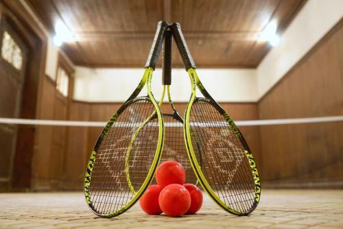 Hallines Chateau Sleeps 26 Wifi