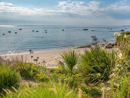Holiday Home Villa R�ve D'ecumes